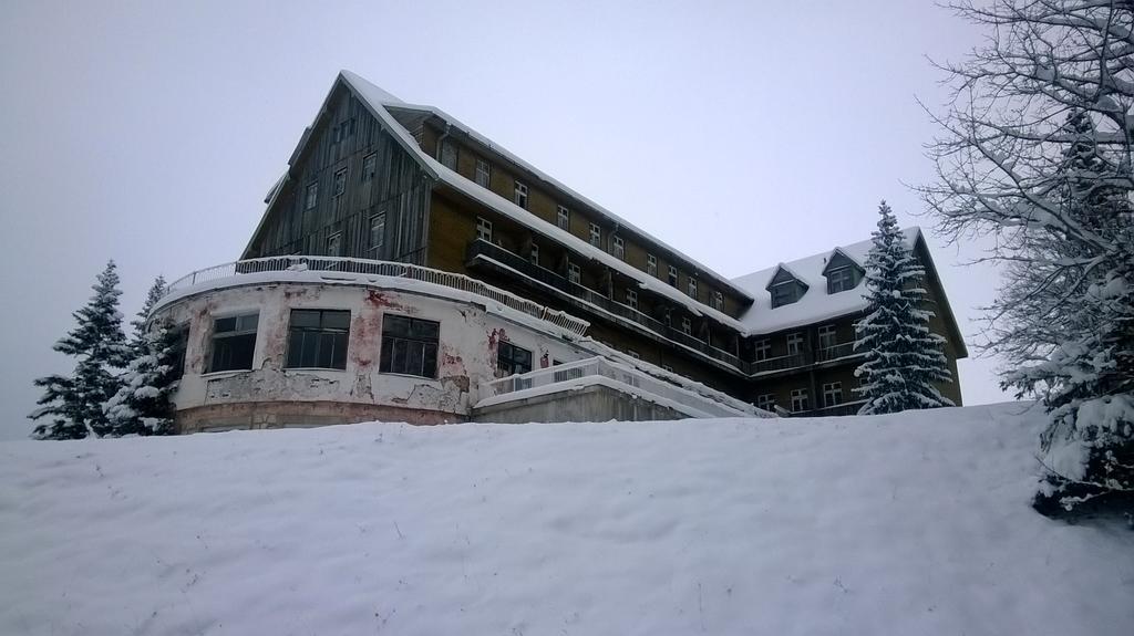 Guesthouse Andrea A Zabljak  Exterior photo